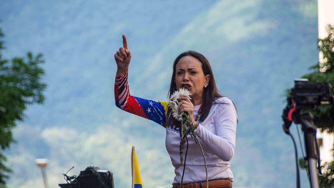 Die Oppositionspolitikerin Maria Corina Machado bei einer Kundgebung in Caracas.