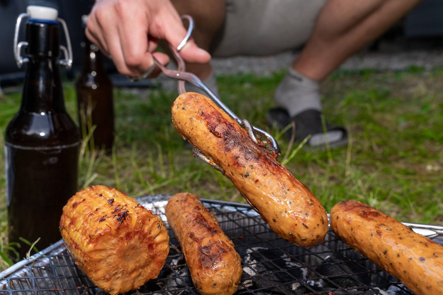 Soja-Wurst und Seitan-Burger sollen nicht mehr so heißen dürfen. Rechtsaußen-Fraktionen und Konservative im EU-Parlament kämpfen gegen die Verwechslungsgefahr im Supermarktregal.