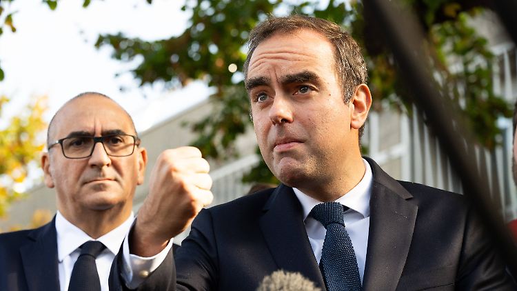 Präsident Emmanuel Macron hatte seinen loyalen Unterstützer erst am späten Freitagabend erneut ernannt, nur wenige Tage nachdem Lecornu von dem Posten zurückgetreten war.