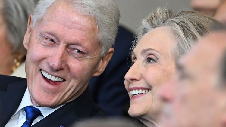 Lernten sich in ihren 20ern kennen: Bill und Hillary Clinton.