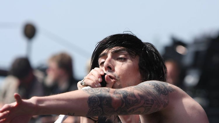 Seine Ex-Freundin empfindet Erleichterung über seinen Tod: Der frühere Rockstar Ian Watkins wurde im Gefängnis umgebracht. 