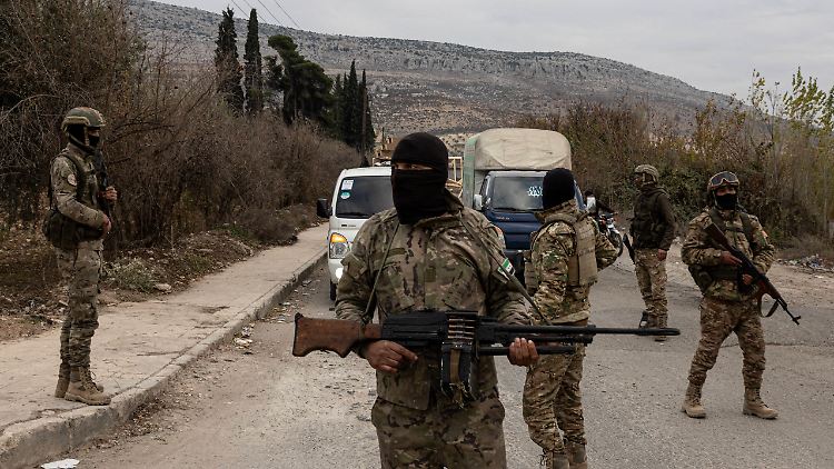 Kurdische Kämpfer in Syrien im Dezember 2024. 