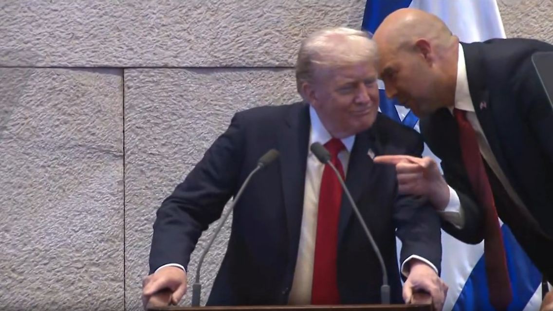 TrumpSetzen.jpg