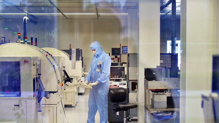 Nexperia, das aus dem Halbleiterbereich des Philips-Konzerns hervorging, gehört seit 2018 mehrheitlich dem chinesischen Unternehmen Wingtech. 