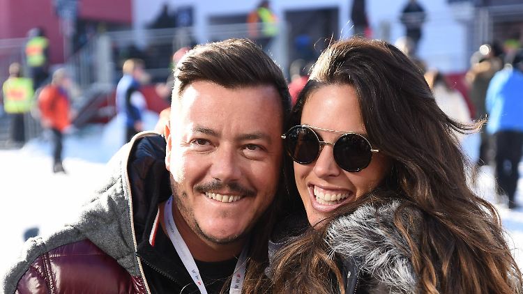 Ein Bild aus besseren Tagen: René Benko mit seiner Frau Nathalie vor knapp zehn Jahren im Skiurlaub in Kitzbühl