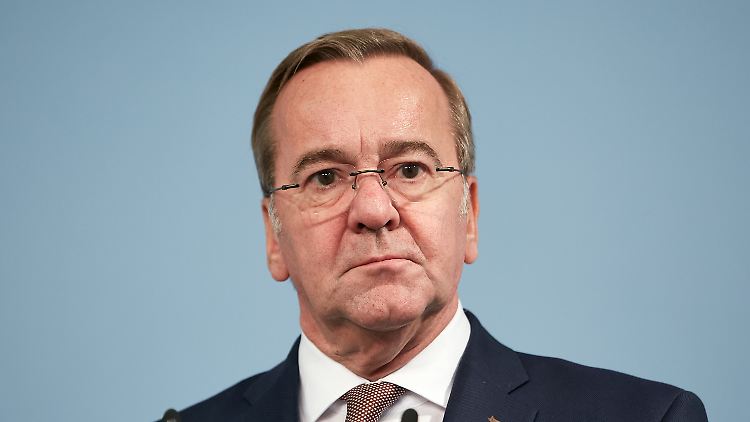 Will nicht, dass bereits vor der Einbringung in den Bundestag zwei elementare Stellen an seinem Wehrpflichtgesetz geändert werden: Verteidigungsminister Pistorius.