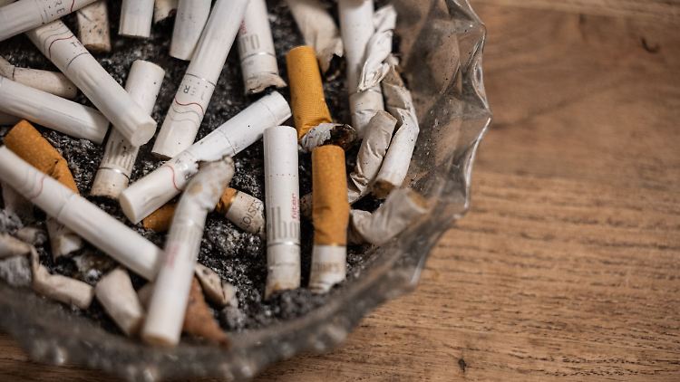 Zigarettenrauchen kann Krebs und andere Krankheiten hervorrufen. Zudem verursachen die Kippen Schäden in der Umwelt.