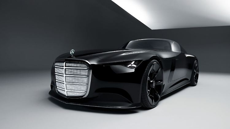 Die Vision Iconic präsentiert sich als luxuriöses XXL-Coupé: Das Showcar erinnert mit seinem Design an den legendären Autobahn-Kurier der 1930er-Jahre und verbindet klassische Eleganz mit modernster Technik.