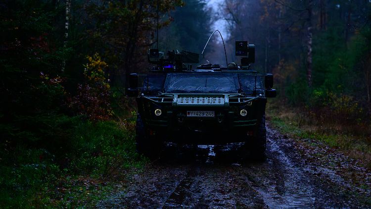 Mit einem solchen Spähwagen vom Typ Fennek soll der Soldat verunglückt sein. (Archivbild)
