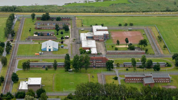 "White Tiger" sitzt im Jugendgefängnis Hahnöfersand in Niedersachsen in U-Haft.