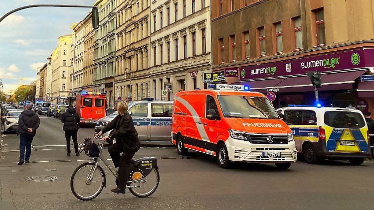 Der genaue Ablauf der Tat ist der Polizei zufolge noch unklar.