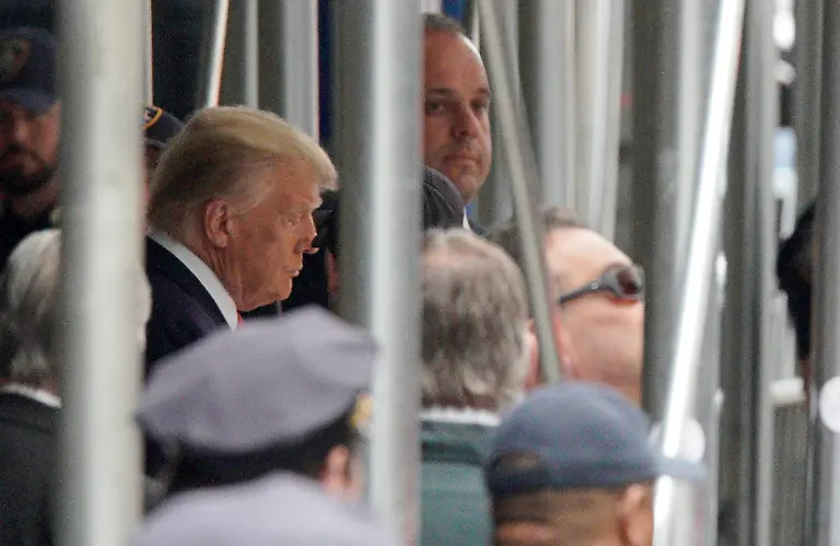 e5c663184a356c4b5e47811a7c4baa73