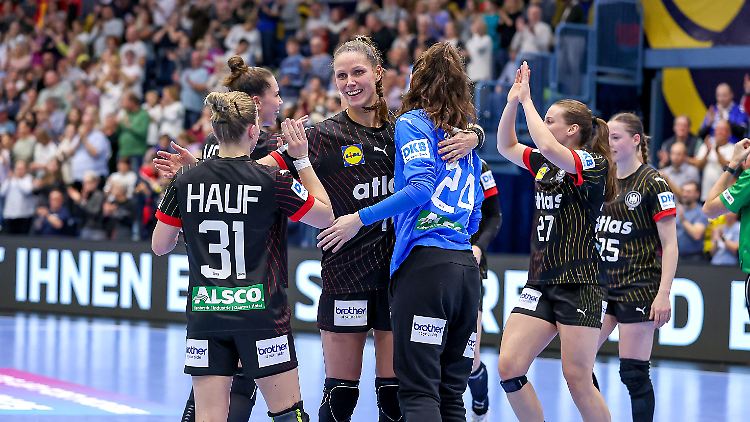 Nach Wiederanpfiff zeigten sich die deutschen Spielerinnen konzentrierter und deutlich treffsicherer.