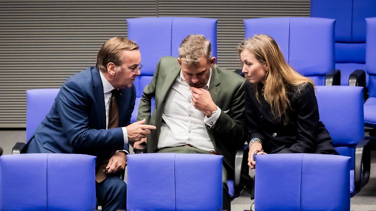 Pistorius, Möller und Droßmann zeigen sich überzeugt, gemeinsam mit der Union einen zeitgemäßen Wehrdienst zu entwickeln.