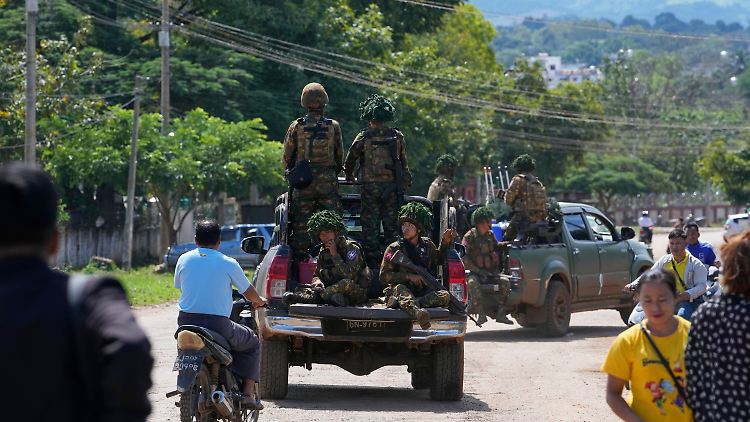In Myanmar werden Tausende Arbeitssklaven in sogenannten Scam-Fabriken festgehalten, oft angelockt aus dem Ausland mit vermeintlich lukrativen Jobs.