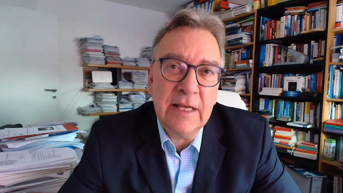 Frank Umbach.jpg