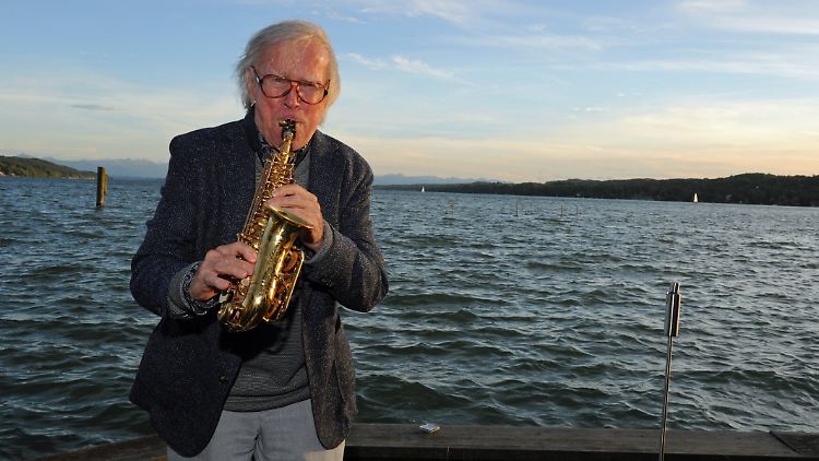 Klaus Doldinger 2020 am Starnberger See.
