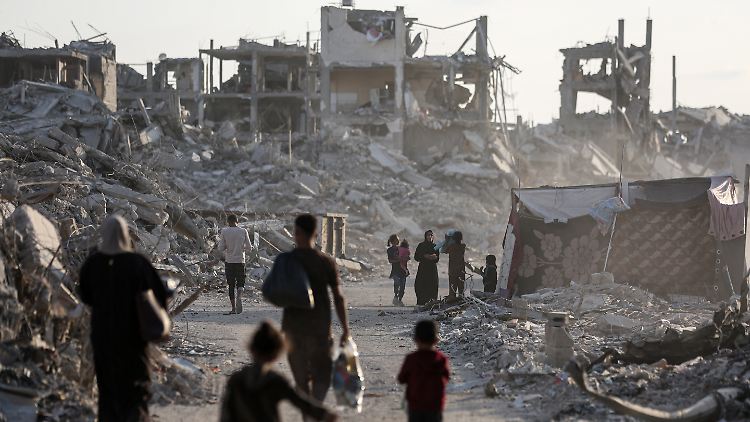 Weite Teile des Gazastreifens liegen in Schutt und Asche. Jetzt soll der Wiederaufbau beginnen.