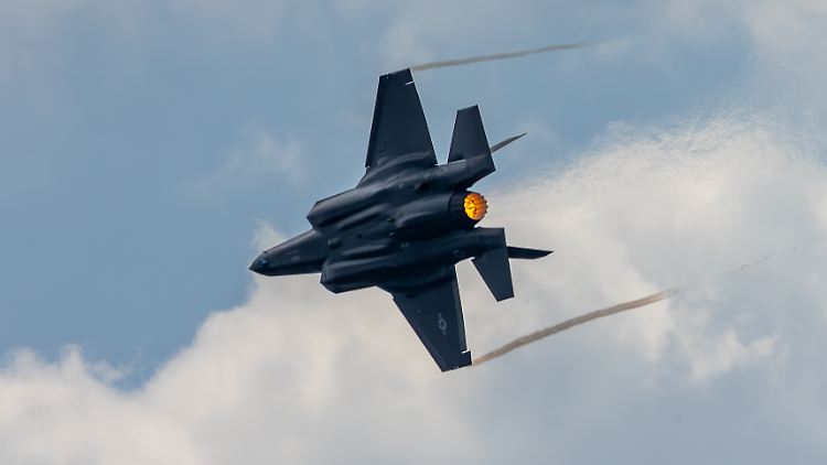 Eine Lockheed Martin F-35 Lightning II auf der Messe ILA in Berlin.