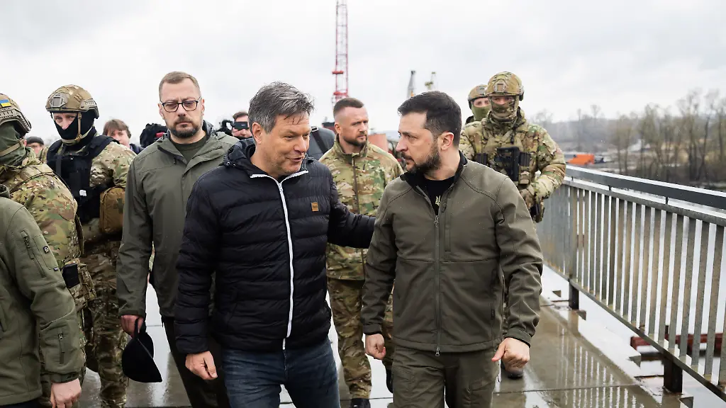 cdb72ffd94648d40f6f28adf3b0bbdf1