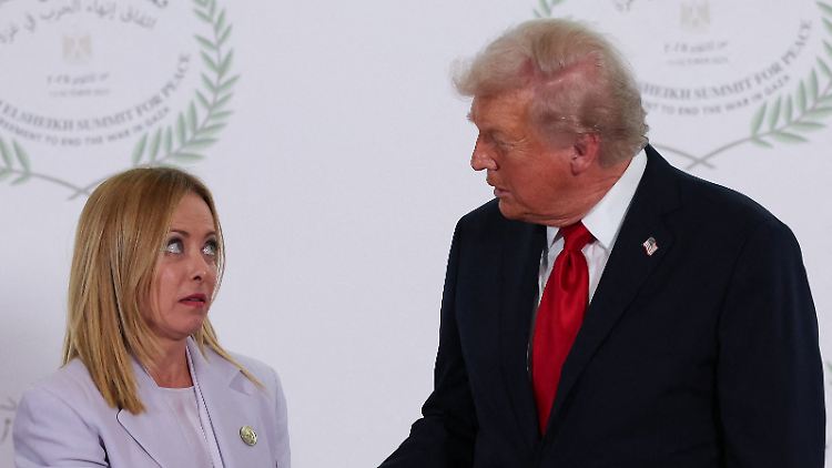 Giorgia Meloni und Donald Trump am 13. Oktober in Scharm el-Scheich.