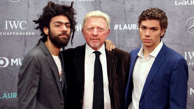 Boris Becker (M.) und seine Söhne Noah (l.) und Elias - hier auf einem Bild aus dem Jahr 2020 - treffen sich anscheinend nicht allzu oft.  