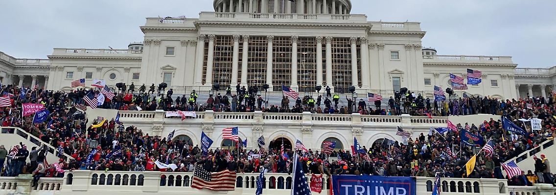 AFP__20210106__AA_06012021_242612__v1__HighRes__TrumpSupportersStormCapitolBuildingI.jpg
