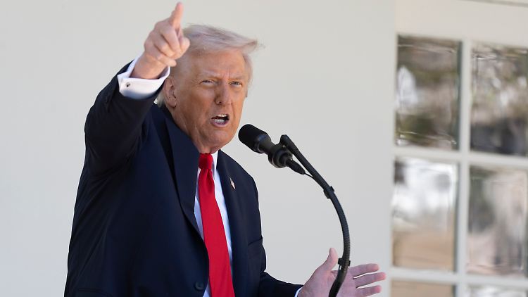 Trump will mehr Druck auf Russland machen.