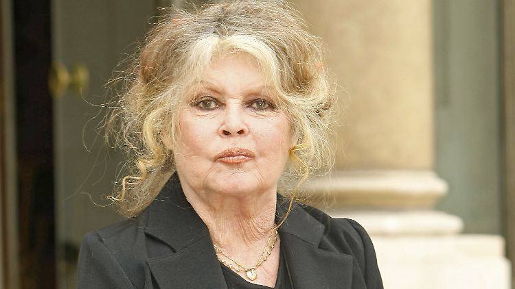 Sie lebt! Brigitte Bardot dementiert ihren eigenen Tod.