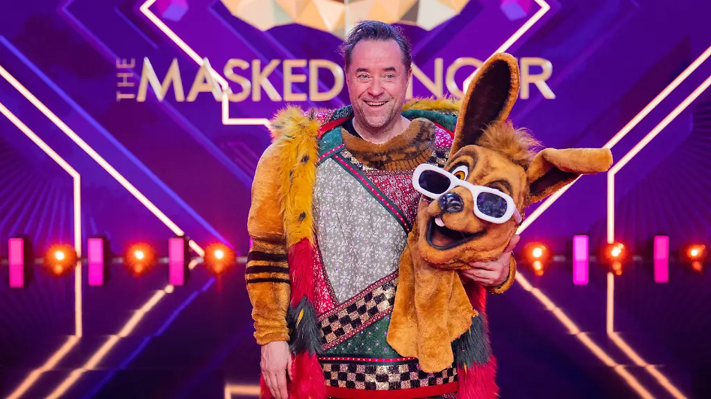 5666f13f4b9149a1a50bd98c15ebbd3d