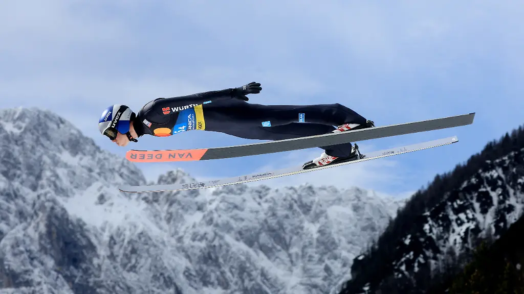 4b98e381b64d9c031164ef419a1022be