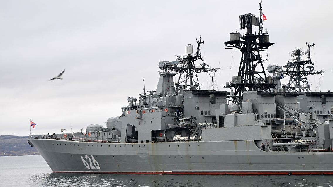 Der Zerstörer "Vize-Admiral Kulakov".