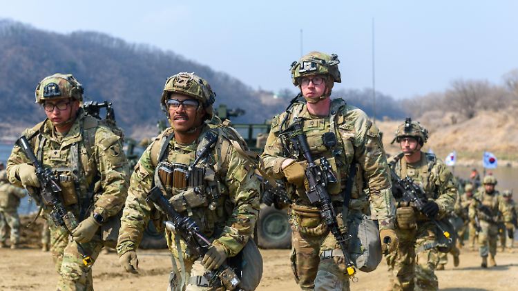 US-Soldaten bei einer Militärübung. Der Shutdown betrifft auch sie.