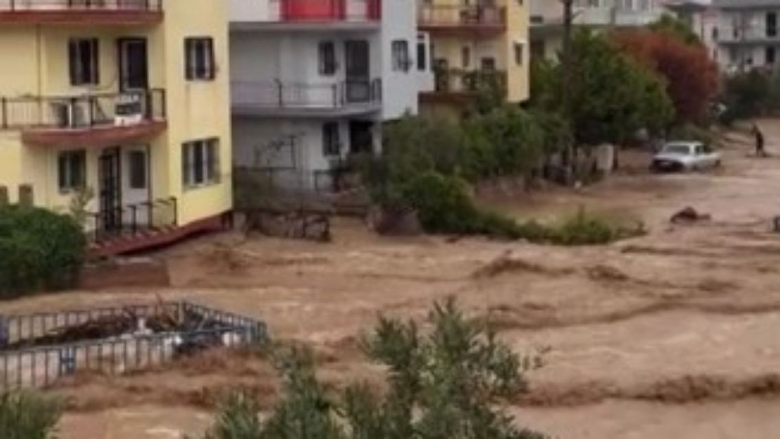 Fluten_Türkei.jpg