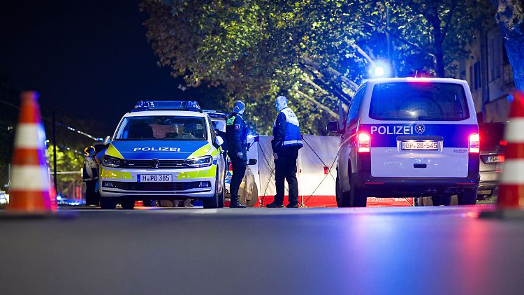 Die Ermittlungen zum Tathergang und zu den Hintergründen laufen noch.