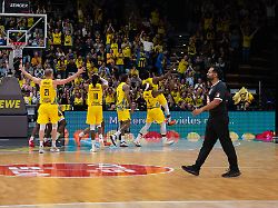 Das gab’s in BBL seit 1992 nicht: Clemons' Show macht eigenen Trainer fassungslos