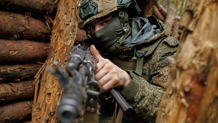 Wenn Moskau den Krieg mit einem "günstigen Ergebnis" beendet, wird Russland "in der Lage sein, seine Streitkräfte wiederherzustellen".