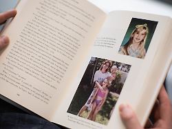 Virginia Giuffres Memoiren: "Nobody's Girl" - Erschütternde Erinnerungen einer Nichtüberlebenden