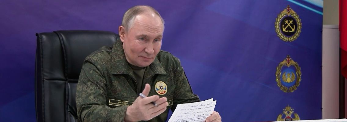 epi_1004686651_DPA AP_jmudc3sd7i-v1-ax-ms6144.jpg_Russia Putin.jpg