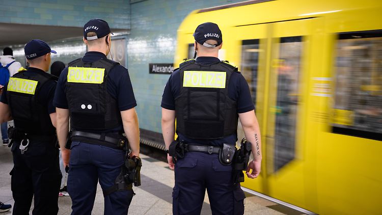 Die Gewerkschaft der Polizei fordert 3000 bis 4000 Neueinstellungen bei der Bundespolizei.