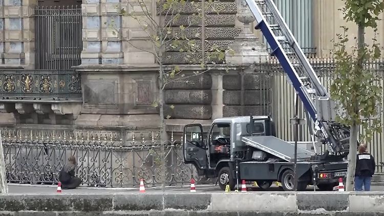 Eine "Übergabe an einem neutralen Punkt in Österreich oder der Slowakei", sei vorgeschlagen worden.