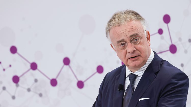 Evonik-Chef Kullmann lässt kein gutes Haar am europäischen Emissionshandel.