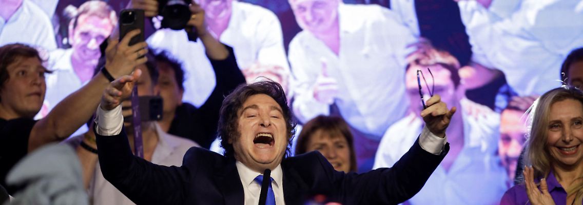 2025-10-27T013628Z_1007295347_RC21KHANK483_RTRMADP_3_ARGENTINA-ELECTION.JPG