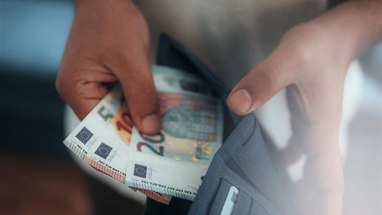 Kurzfristig hohe Zinsen: Das Tagesgeldkonto der BforBank bietet 3,5 Prozent p. a. für Neukunden.