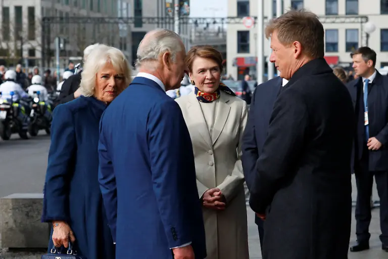 2023-03-31T082618Z-1729804315-RC2W40A879Z3-RTRMADP-3-BRITAIN-ROYALS-GERMANY-KING