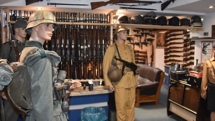 Der Keller des Waffenhändlers wirkt wie ein Museum.