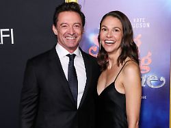 Mit Freundin Sutton Foster: Hugh Jackman feiert Pärchendebüt bei Filmpremiere