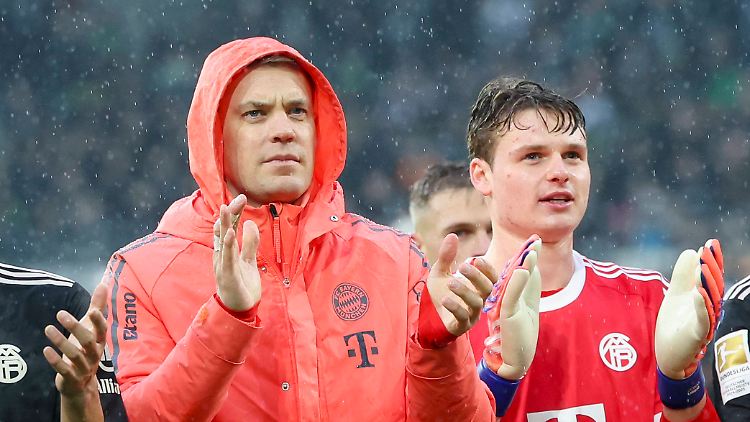 Jonas Urbig (r.) muss in der alten Heimat ran. Er vertritt Manuel Neuer im Tor des FC Bayern.