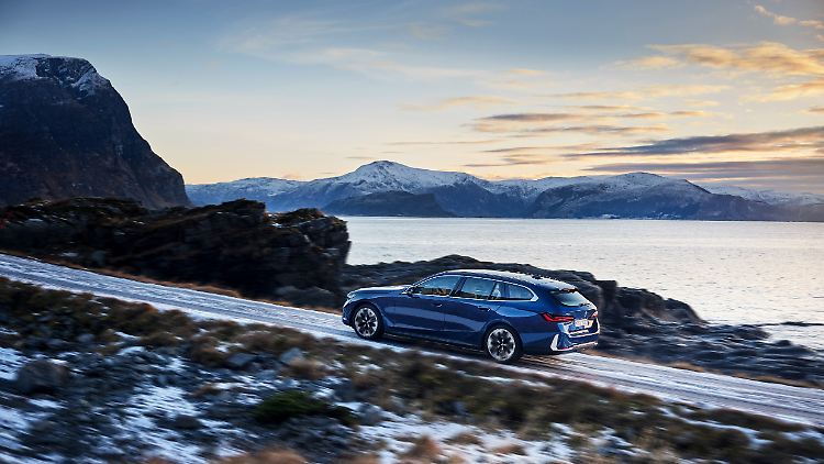 Mit 5,06 Metern ist der bayerische Business-Kombi für europäische Verhältnisse ungewöhnlich groß. Und entsprechend geräumig.