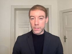 Johannes Hillje: "Parteien verhalten sich in 'Stadtbild'-Debatte wie AfD-Werbeagentur"